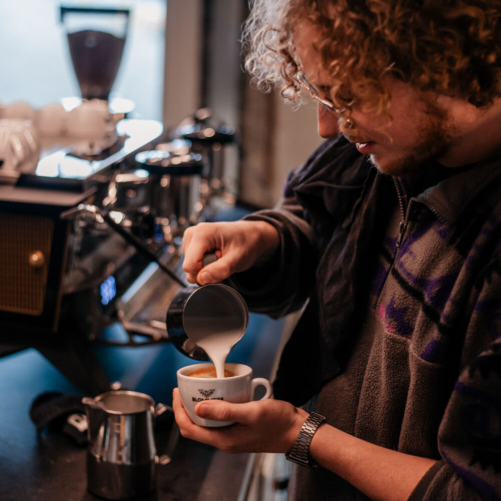 Branding photography - Rootnet / © Mike Nicolaassen